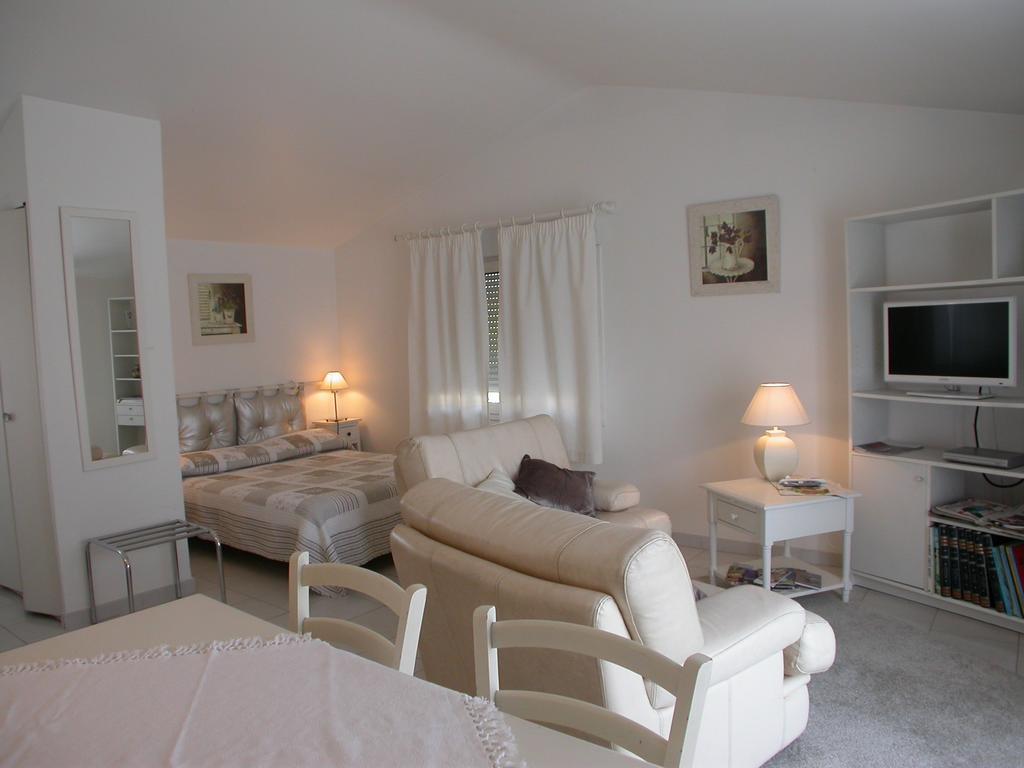 Apartments La Madeleine Авиньон Номер фото